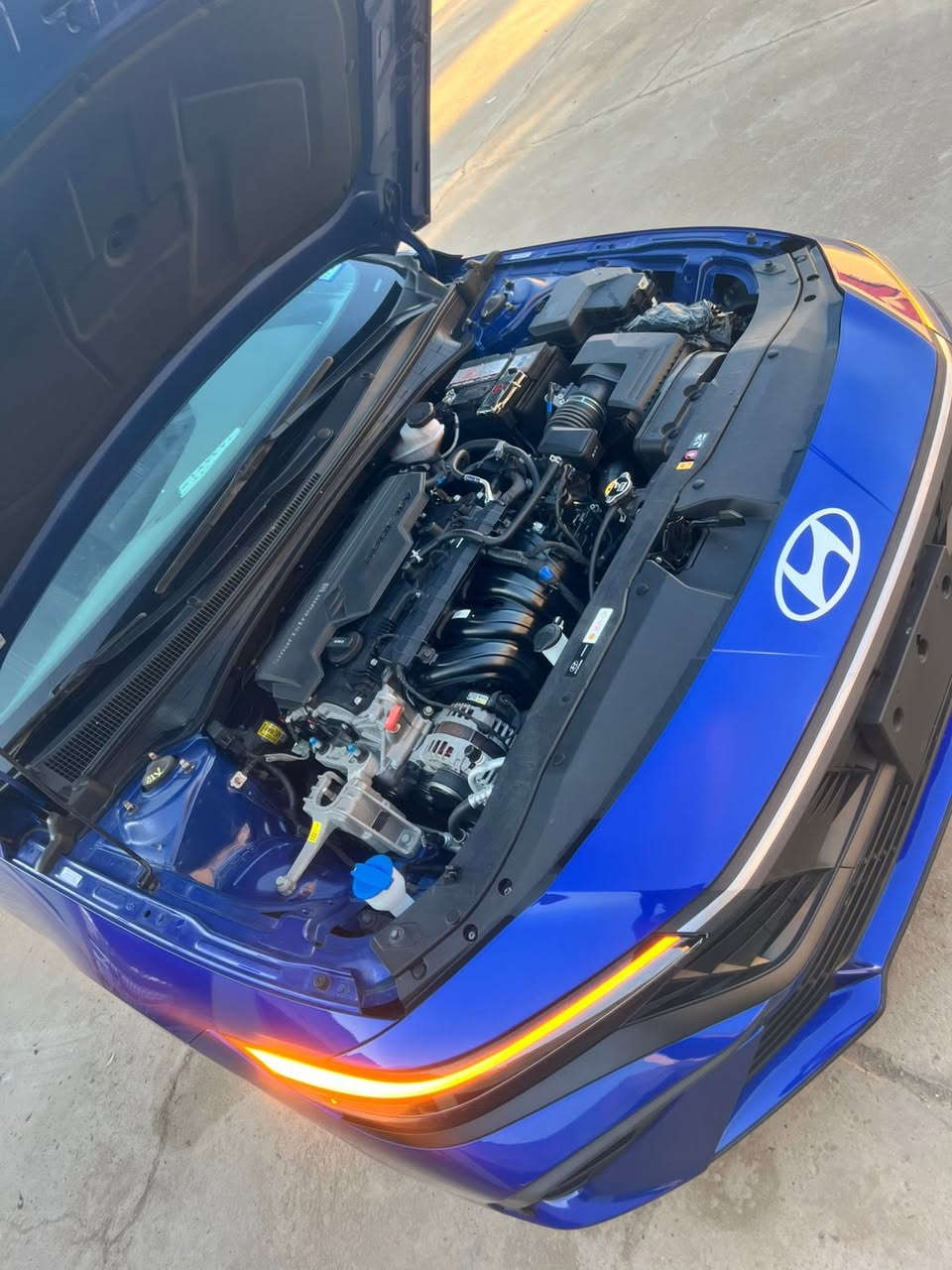 السعر 143.  تلفون. ***********. 
 النترا مديل 24 وارد امريكي دخول جديد مواصفات نص فول بصمه ترحيب ابو شاشه دجتل متصل رادارت لد متغير وبقيه المواصفات المتعارف عليها سيارة جديده بجم كبس على وضع الشركة ماشيه 17 mi حادث قبق جنطه مبدل اصلي نفس ألون السياره بدون صبغ بدون ايرباك فقط بارد بسيط جاملغ الخلفي وصور الحادث مرفقه
