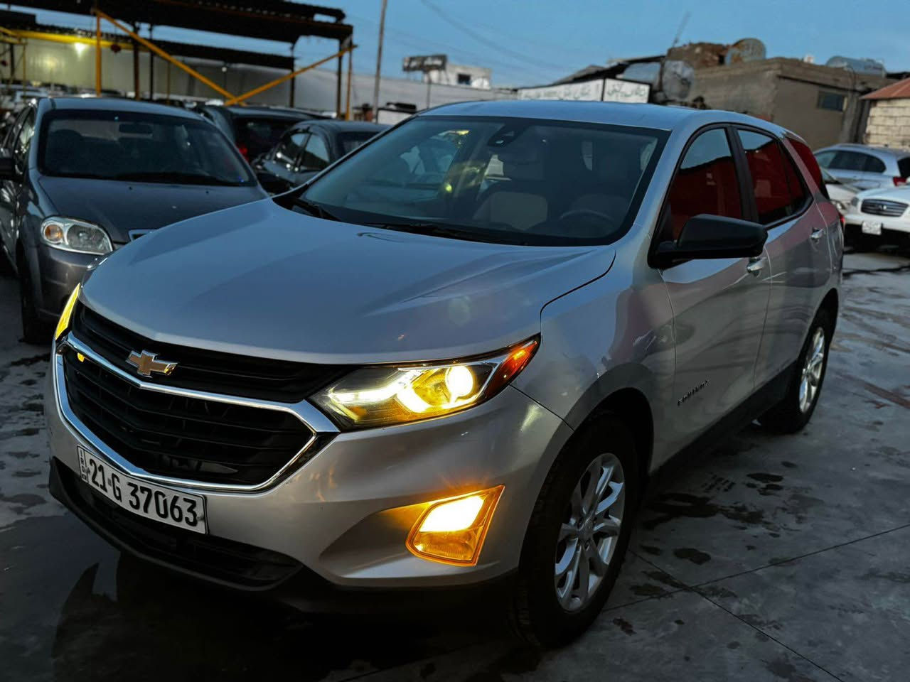 Chevorlet Equinox Lt 2020 🚘
‎شيفرولية اكينوكس التي  بيع والمراو٢٠٢٠

‎بنسبة ضرر ٢ قطعة سبوغ بدون دواخل  (بونيت جاملغ- ص ⚠️
‎ ٩٠
 الف ميل ماشية

‎مواصفات Lt  🎖️
‎بصمة و، رادار و حساس،، شاشة و كاميرة، بريك بصمة و اوتو هولد، ويل كروم و لايت Led و تبريد مركزي، ابل كاربلاي، بعد....

‎كير محرك تبريد 💯
‎حجر و راديتر و رادارات شركة 💯
‎بدون مصرف جاهز 💯

‎سيارة نظافة 💯
‎غرامات و تحويل بشرط ⚠️

‎سعر 🔥 1٤٠ و مجال مكان سيمانيه 
*********** السليمانية, العراق
