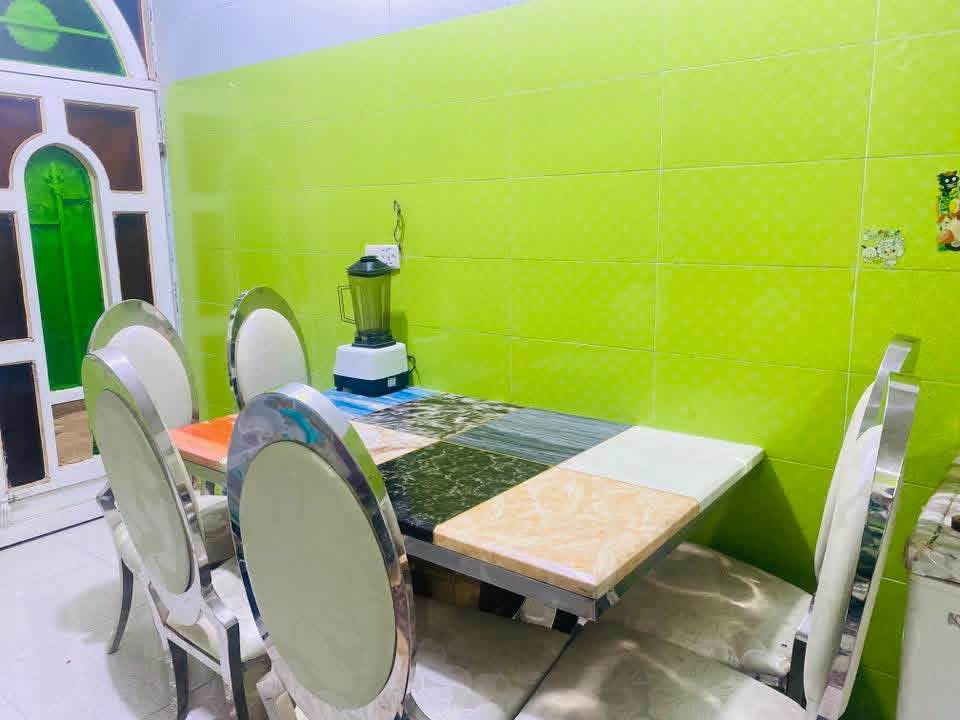 ميز طعام ملكي للبيع 6كراسي للبيع السعر 300وبي مجال دهل اوران, واسط


**إذا كنت صاحب هذا الإعلان وتريد حذفه لأي سبب، رجاءا أرسل رسالة إلى الدعم الفني**