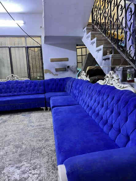 للبيع ديوان ملكي للاتصال وبي واتساب ***********
