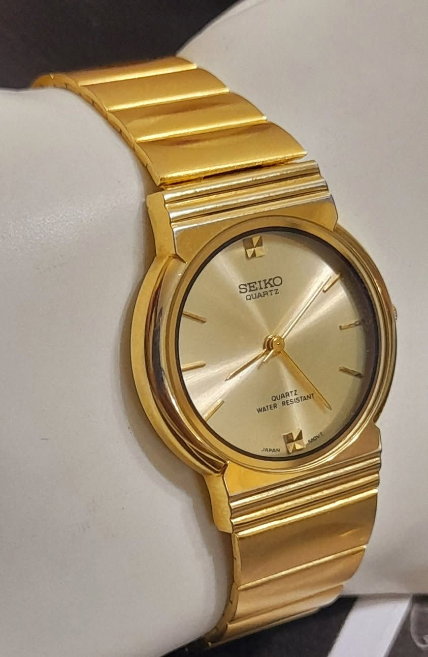 Costa silver 💥 
 سايكو ياباني اصلي كوارتز كلاسيك بطاريه حاله ممتازه كما هوموضح بالصور بدون مشتملات 😍😍
📌العنوان: طنطا شارع المديرية.
                 طنطا شارع الجلاء
جنوب سيناء. شرم الشيخ .السوق القديم مول تيران محل ٨٠
للتواصل والإستفسار على رسائل الصفحة أو واتس 01000188248

متاح شحن جميع المحافظات.
الدفع فوري .فودافون كاش أو عند الاستلام 

#كوستا_للفضيات #فضه #انسيال #احجار_كريمة #دلاية #Costa_sliver #silver_jewelry  #silver #ring #bracelets  #stones #gemstone #sale #watches #swisswatches #silverstone  #gift #Pandora 
#Fashion #fashionlover  #pandent  #sterlingsilver #pearls #jewelryfactory #manufacturer #silvermaker #daily #jewellerydesign


**إذا كنت صاحب هذا الإعلان وتريد حذفه لأي سبب، رجاءا أرسل رسالة إلى الدعم الفني**