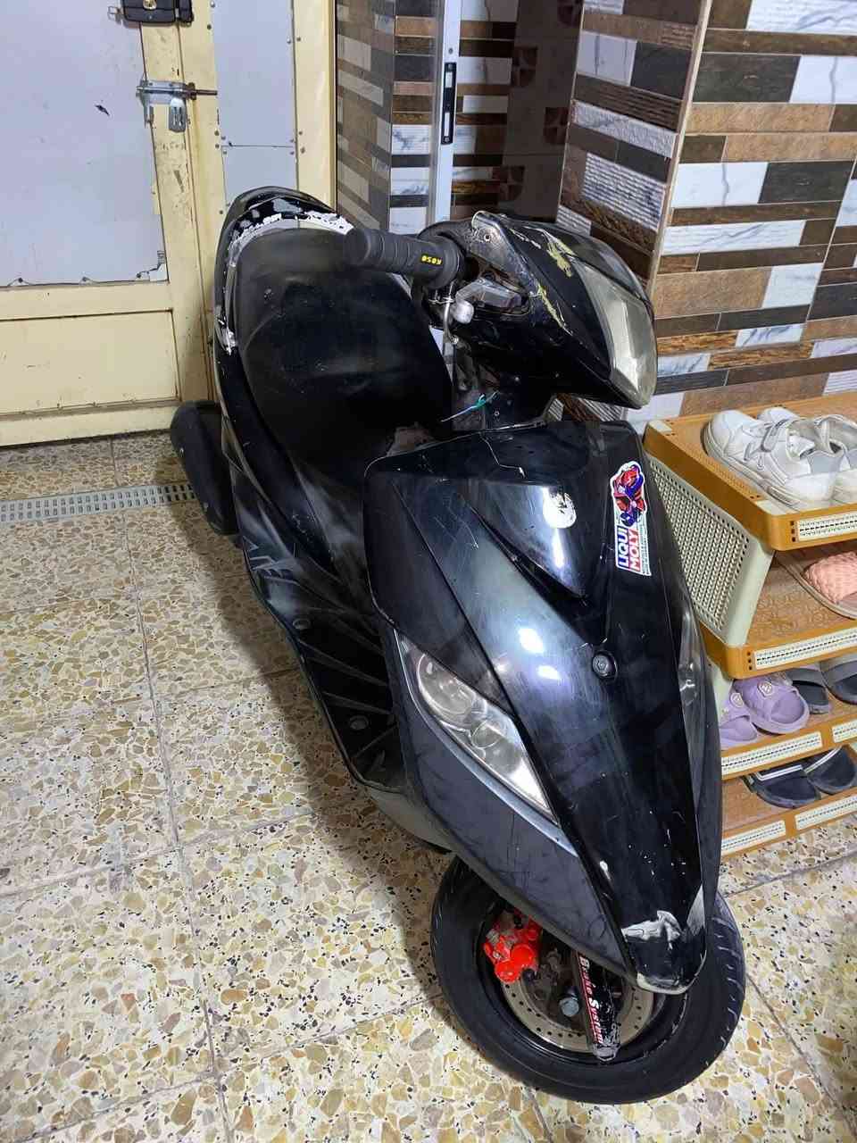 السلام عليكم دراجة ماكس ثعلب للبيع دراجة خير من الله محرك ممفتوح نهائيآ كهربائيات كاملة من عده الايت الأمامي اني شالع الفيشة وقمجي مال عداد نكره سلف باترى جديد دراجة مرتبة من البيت للشغل لو ما محتاج ما ابيعهه
المكان الشعب
 السعر 625
***********
