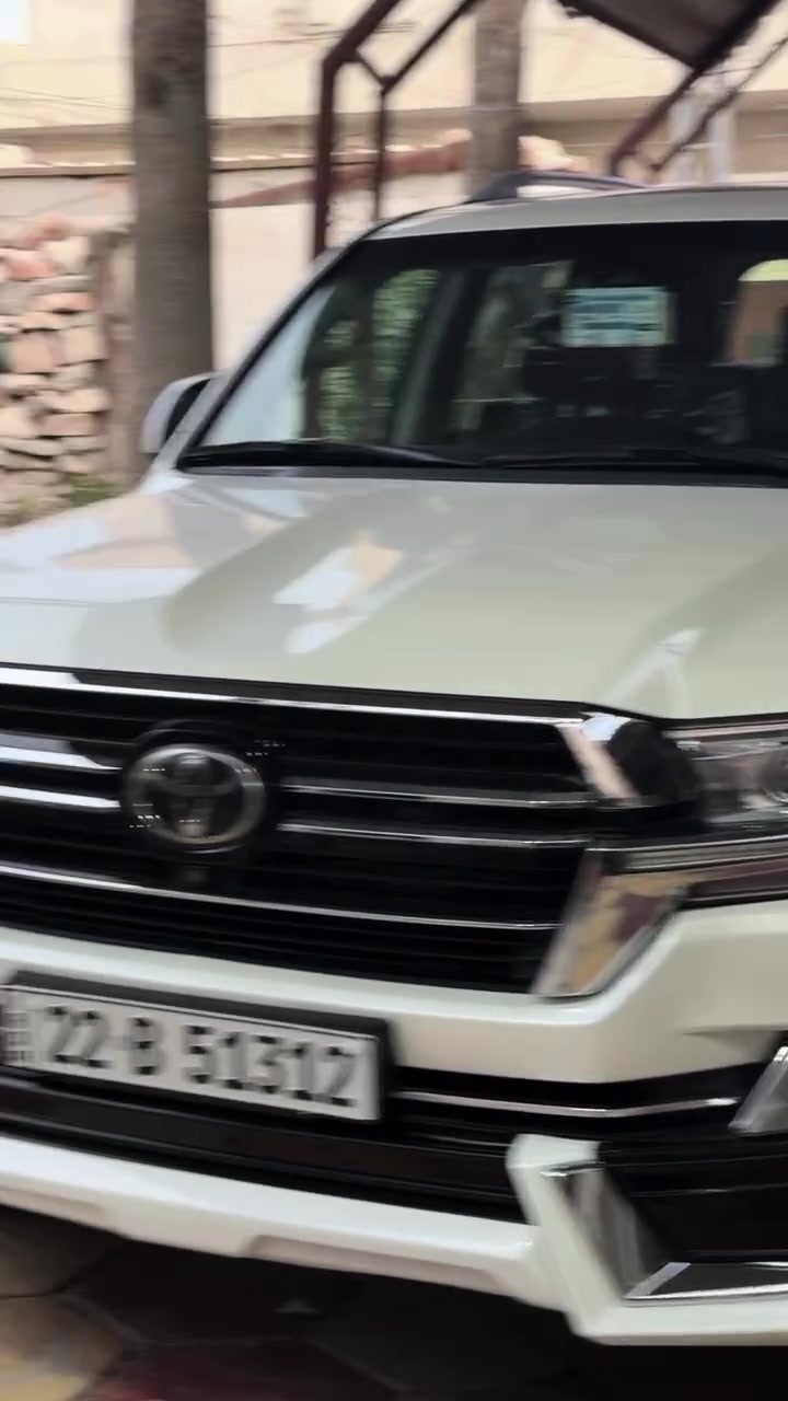 سلام عليكم لاندكروز VXS2019💯
فول الفول مواصفات ماشيه 60الف فقط(ساز)

السياره مكفوله كفاله عامه كير ومحرك وحداديه

بيبان شفط 

صندوق كهربائي شفط

5كامرات 

فول رادارات

چكات تصعد وتنزل 

3شاشات 

فتحه سقف

تخم تاير جديد

كير محرك لكزز 

باقي المواصفات معروفه

السعر 55ونص وبيها مجال 

الاستفسار0773913712بيع او مراوس


**إذا كنت صاحب هذا الإعلان وتريد حذفه لأي سبب، رجاءا أرسل رسالة إلى الدعم الفني**
