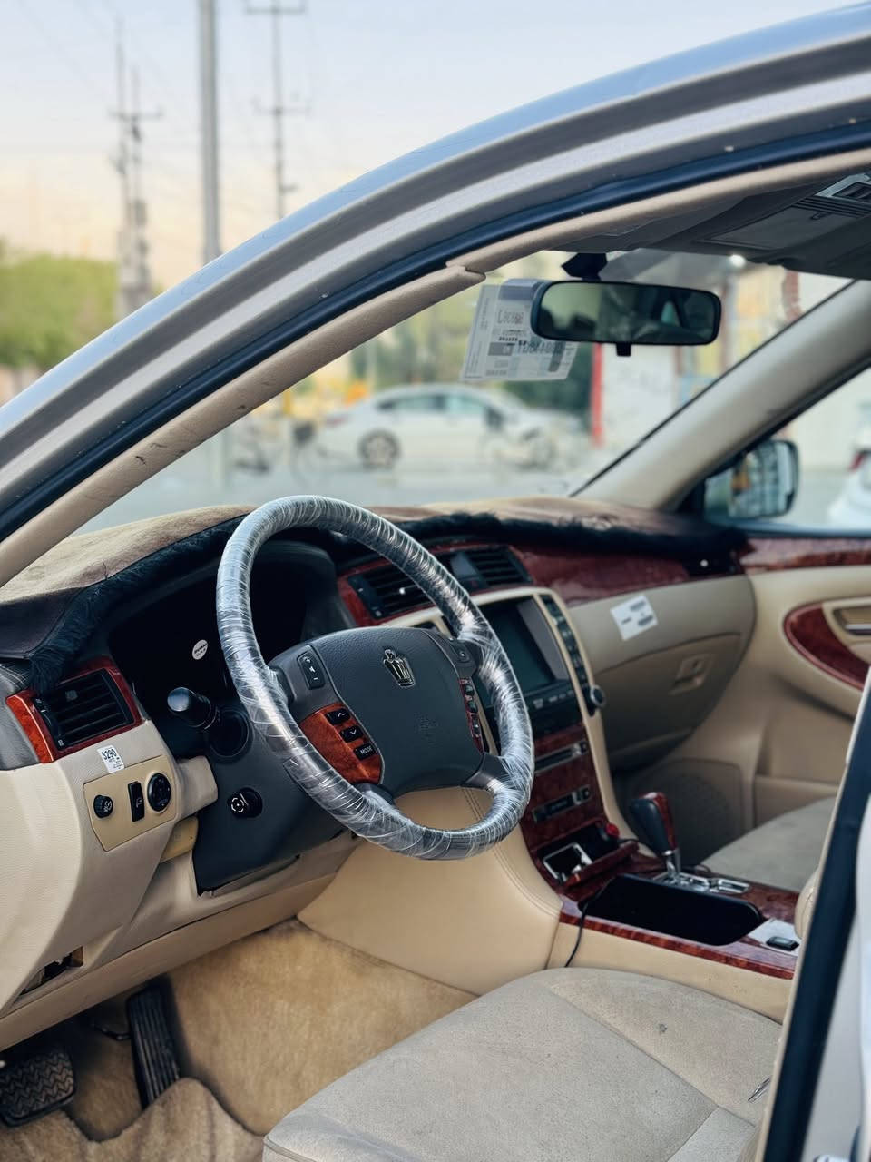 بەناوی خوای گەورە🩶.
شاهینە رۆیاڵ  ٢٠٠٥ موس موس ٢ دوگمەی ناوزەرد گێڕ و مەکینە گەورەی ١٨٢ ڕادار و حاسەی پێش و دوا سەیارەکە کامل مەسرەف کراوە ٢٥٠ مەسرەفی نیە بۆیاخی ئێراقی نیە تەنها ٣ پارچەی بەخی ئەوروپایە سەیارەکە بێ کۆدە یەکسەر بڕۆ بیکە بە ناوەی خۆتەوە نرخی ٥٤ گەڵا و مەجالێ برایانەی تێدایە

                                                  ژ.م: ***********
