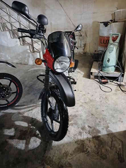 بوكسر 2025
بوكسر موديل 25 صارلها 6 اشهر من نازلة للشارع رقم اربيل 
 ماشيه 27 الف نضيفة حيل اخت الزيرو مكفولة كفالة عامة شرط التحويل
***********
مكاني كركوك
السعر 2500 وبي مجال للغوالي😁
