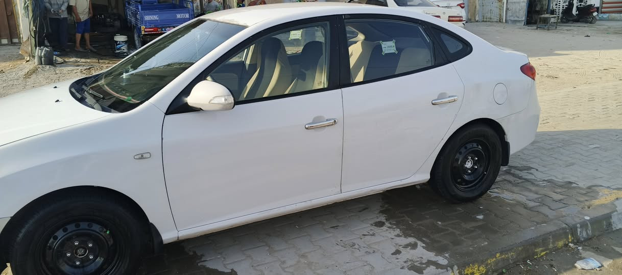 سلام عليكم النتره صابونه خليحي  2011 نص حزام ابيع حزام   تلث قطع بدون دواخل سياره تتدفه. تبريد كير محرك جدد حداديه 80/100 تخم تاير باتري جديد  سياره جاهزه عل اخر حبايه سنويه نافذه بل 2020 سياره بسم كردي تريد وكاله تريد  مداور سعر 94 اوبيه مجال بيع او مراوس حسب القناعه /***********/
