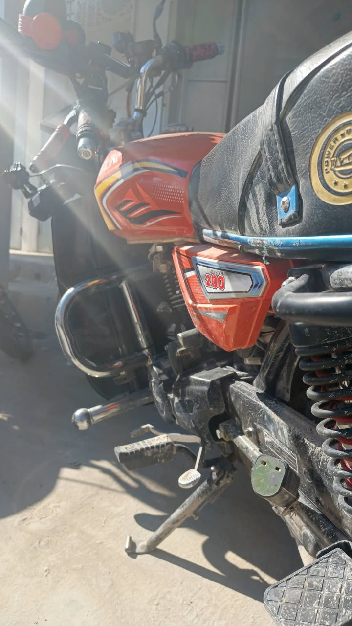 السلام عليكم ماطور ٢٥ البيع مكينه ٢٠٠ كله شغال بس تركب وتمشي سعره ٨٥٠ وبي مجال الشراي يتصل عل رقم أو يرسل خاص و تحياتي الجميع ***********
