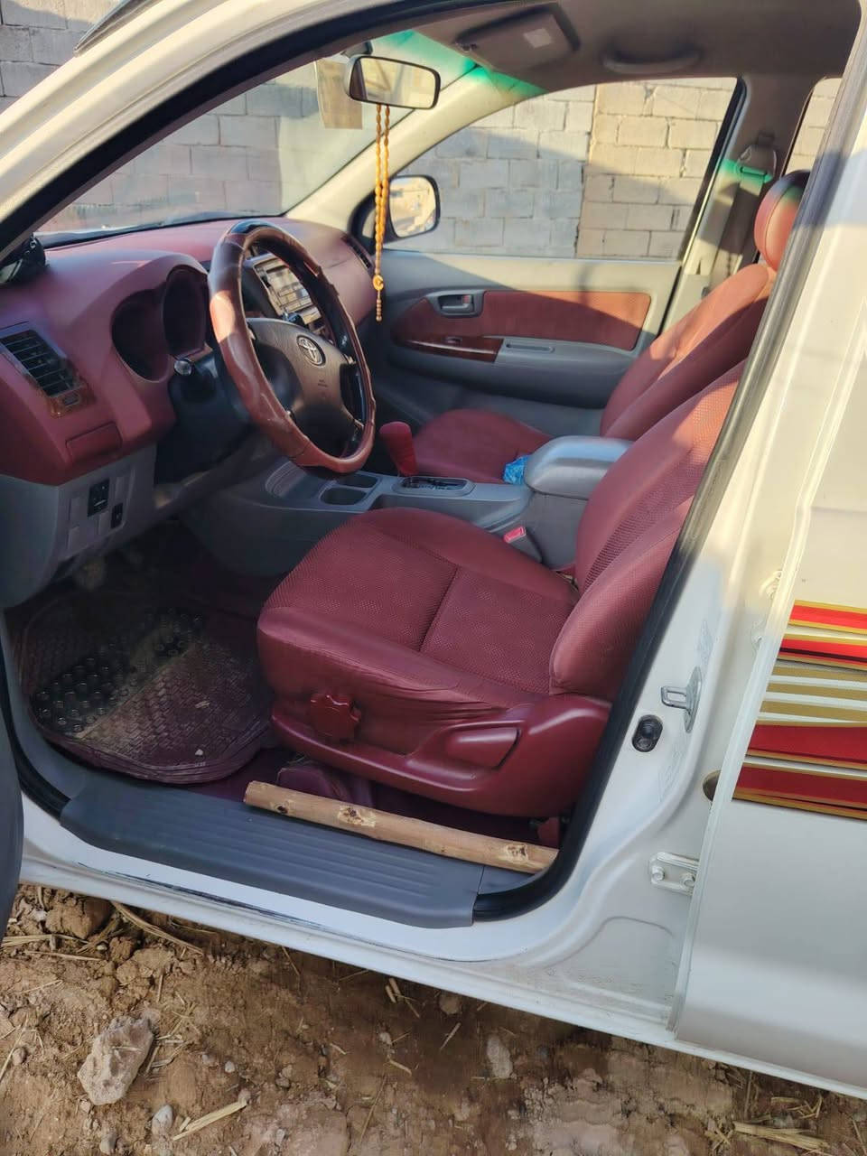 السلام عليكم بيكم للبيع رقم اربيل بسمي الموديل 2011 المكان ديالى خانقين ***********
