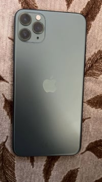 ايفون 11 برو ماكس • ذاكره ٢٥٦ • بطاريه مبدله