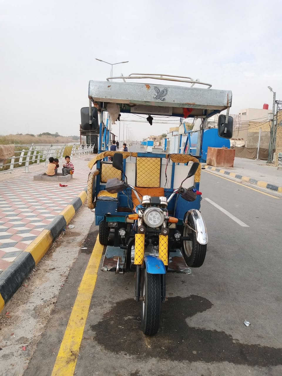 السلام عليكم شباب ستوته للبيع موديل 21 اوراق كفاله عامه السعر اتصل على الرقم***********
