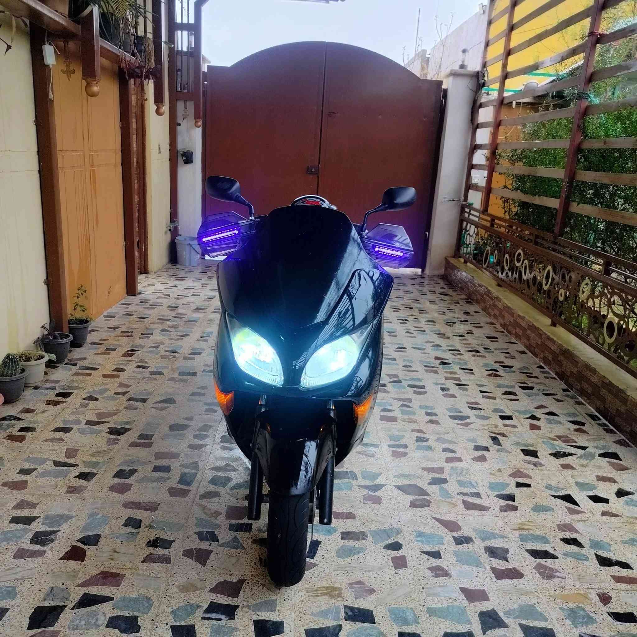 شبابنا الطيبه السلام عليكم
1_ فورزا صفر 9 عميه خرسه شرط مكينه جويتر ✅

2_ يدات تدفيه مسجل بلوتوث شاحنة موبايل شغال ✅

3_ كيج حماوه_ بانزين اشاير لايت عالي ناصي زينو ✅

4_ استاند حساس تحريكه ومعدل شرط شلعه نار ✅

 ماطور فول  مكينه شرط جيب الف فيتر معك ABG

5_ كلجات تايرات دبلات جدد الدرع نضيف كما موضح✅

6_جاهزه ما تصرف ربع وعلى كلامي مبارك ع ياخذها✅

7_ مكاني موصل  خاص مفتوح  ✅ 
8/‏ بي واتساب   ‪  0775 443 1226‬‏‬‏‬‏✅

8 ما عجبك لا تعلق ولا طب خاص تحياتي 🤍         ✅

9_ السعر مليون 250  وبيه مجال  مبارك عل يخذو ✅
