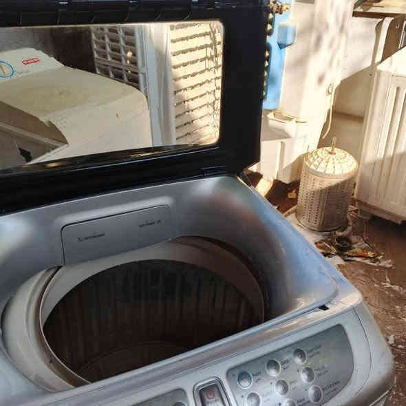 غساله فول اتوماتيك نوع سامسونج حجم 13 كيلو نضيفه وعشغل وضمان بيهه السعر 125 العنوان كربلاء الهاتف *********** كربلاء
