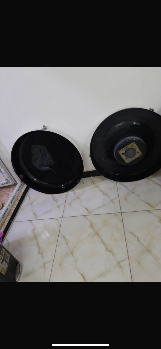 كفر سبير باجيرو بجعه نظيف يرهم من 2001/لل2007
للبيع مكاني الكاظميه الطي 
قفل 100$
***********
