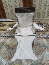 كرسي • توصيل