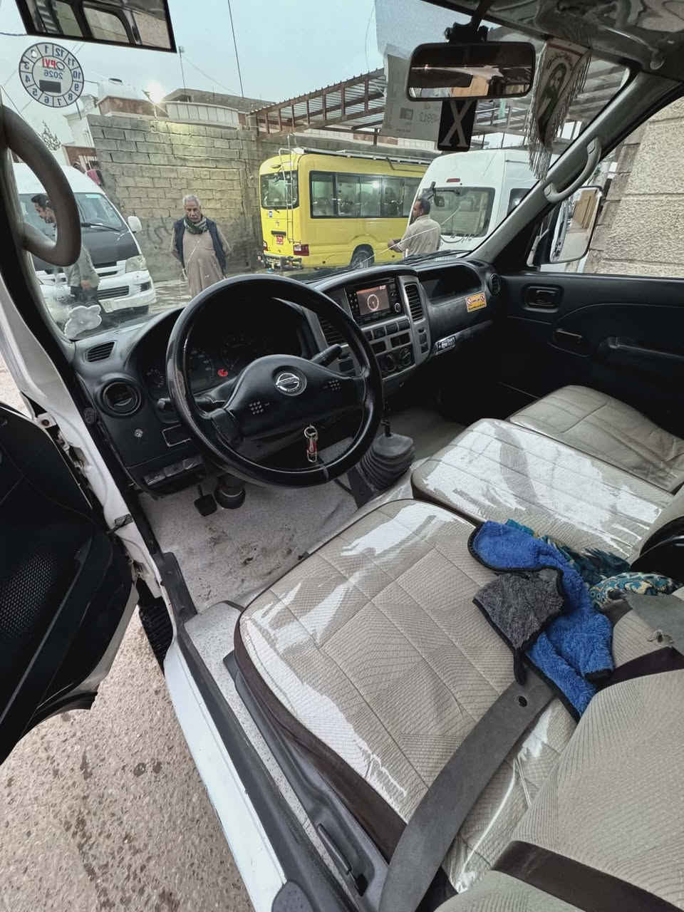 سلام عليكم نيسان يورفان البيع
موديل ٢٠١٢ 
سياره خير من الله 
رقم أربيل 
تحويل وكاله ترهم
العنوان بغداد التاجيات رقم صاحب السياره 

‭٠٧٨٢ ٣٦٣ ٥٠١٨‬

‭٠٧٥١ ٩٢٧ ٠٧٨٣‬
