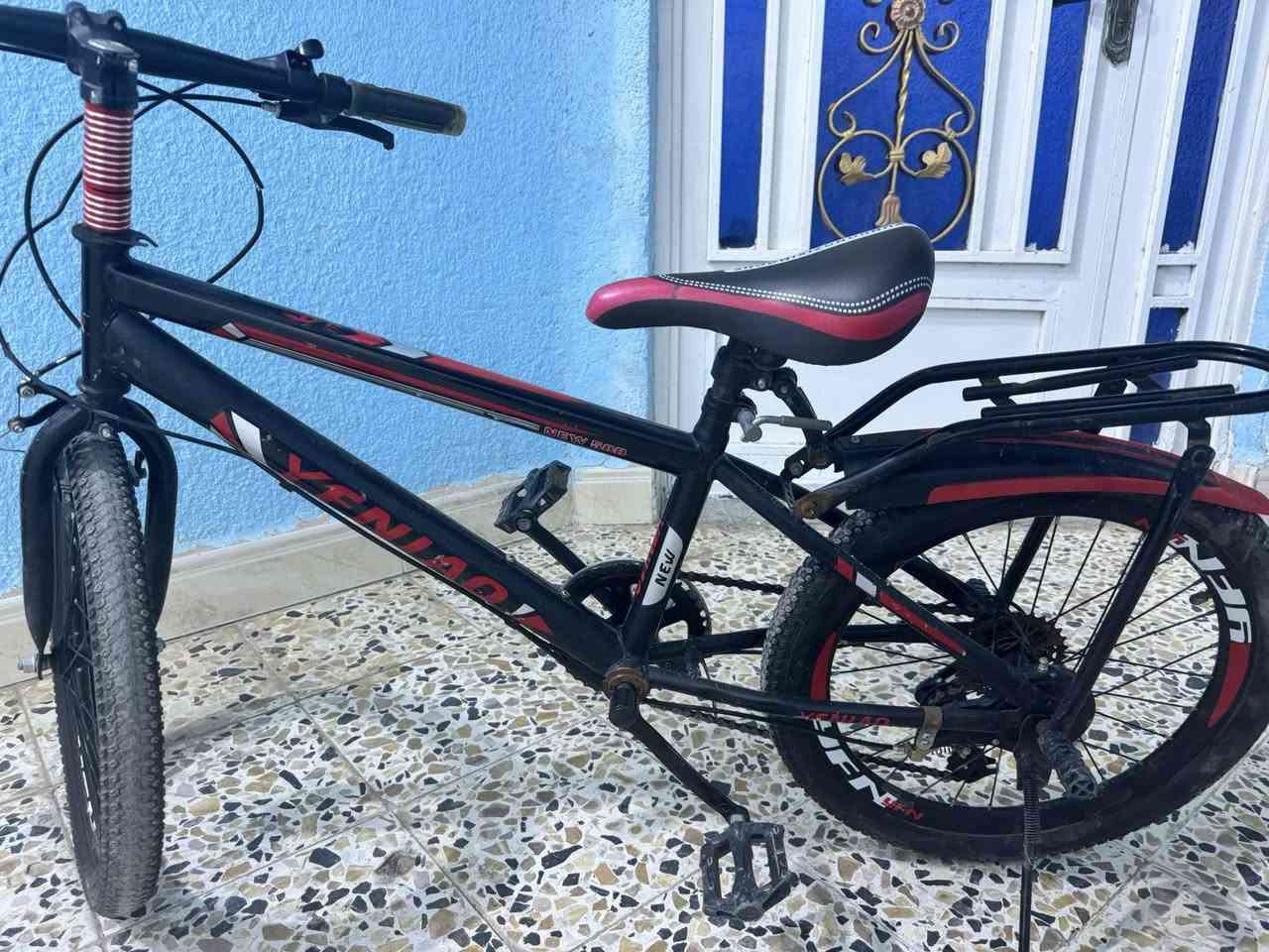 بايسكل ياباني حاويه حجم 18 نظافه 90‎%‎ البريك الامامي يحتاج تصليح بسيط اما  البريك الخلفي شغال بيه تبديل سرع 
للبيع … السعر  80


**إذا كنت صاحب هذا الإعلان وتريد حذفه لأي سبب، رجاءا أرسل رسالة إلى الدعم الفني**