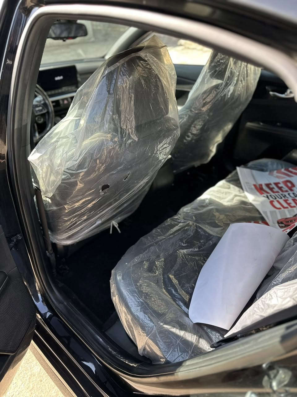 السلام عليكم كيا فورتي مديل 2024 رقم اربيل حادث فقط باب السايق بدون داواخل مكان السيارة بغداد  عارضهة 172 رقم 

الهاتف ‭٠٧٧٢ ٨٦٥ ١١٣٤‬
