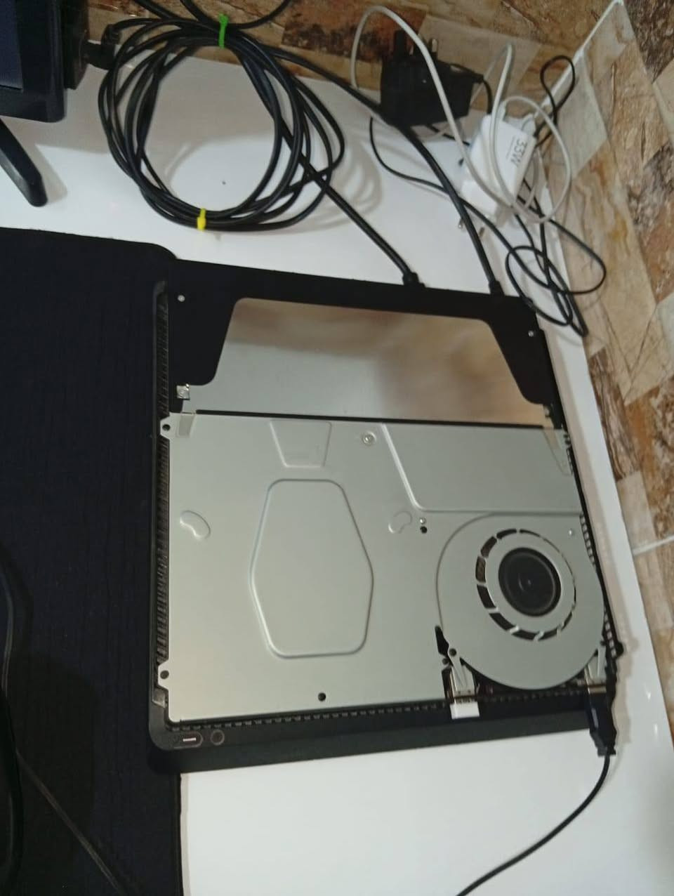 بلي 4 سلم👇🏻
بلي 4 سلم ما مهكر نظافة فول وياه يده وحده اصليه كارتونته موجوده ما مفتوح ولا مصلح سعره 250 مكاني بصره للتواصل واتساب ***********
