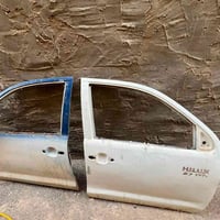 بيبان امامية • تيوتة ٢٠٠٦ • صبغ
