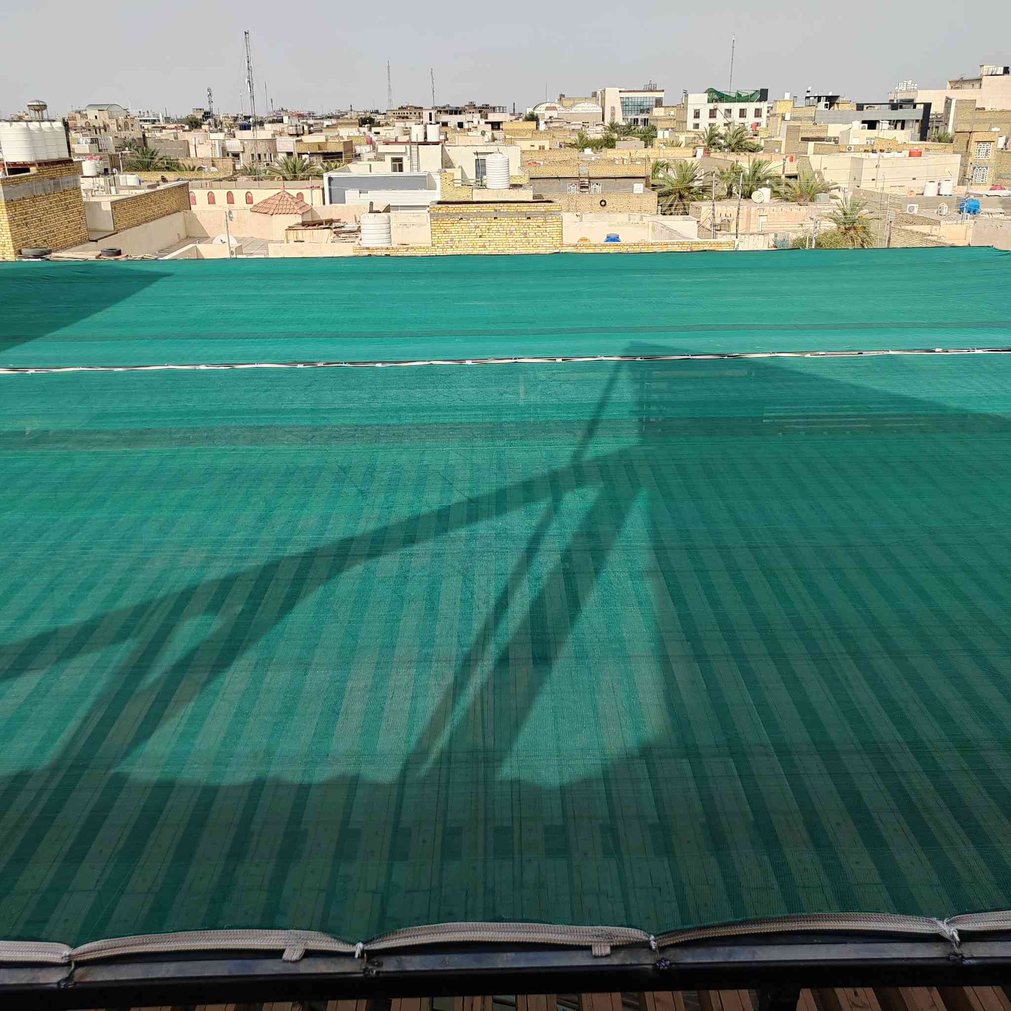 🔧 شدّ وتنصيب التور الأخضر المقلل لأشعة الشمس 🌿☀️ 
التور الأخضر المخصص لتقليل أشعة الشمس والحرارة  والذي يوفر ظل ممتاز وحماية للمزارع ، الحدائق ، المنازل والمشاريع المختلفة.. 
✅ تقليل ملحوظ لأشعة الشمس والحرارة
✅ متوفر بجميع القياسات 
✅ مناسب للمنازل، الحدائق، المزارع، الكراجات وغيرها
🔹 متوفر #كادر_متخصص لشد والتنصيب 
🔹 تنفيذ سريع ودقة في العمل   
📍 العنوان : وكالات حسين المهندس للتجهيزات الزراعية - الناصرية – طريق يا حسين – مجاور مصنع منسوجات ذي قار ***********
