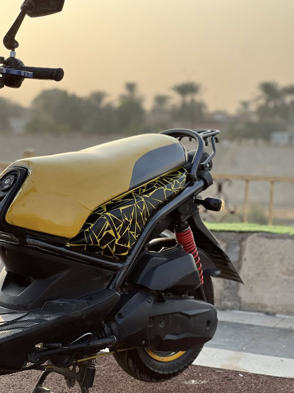 سلام عليكم 

دراجه سكنس جبلي وارد يابان موديل 2009 للبيع 

لون اصفر بلادي موشمه اسود لزكات تزويد بس يدات بريك كشن مدوشمه بيدي دراجه جديده بمعنى الكلمه ولتقارنها بنطايح بس يراد تبديل خرز إماميه فقط خرز مكفوله كفاله عامه ملاحظه وارد يابان ميجي بي ختم كفرات دراجه معروضه ب1450 وربع مينزل لتعامل مكاني ديالى بعقوبه للاستفسار ***********🖤
