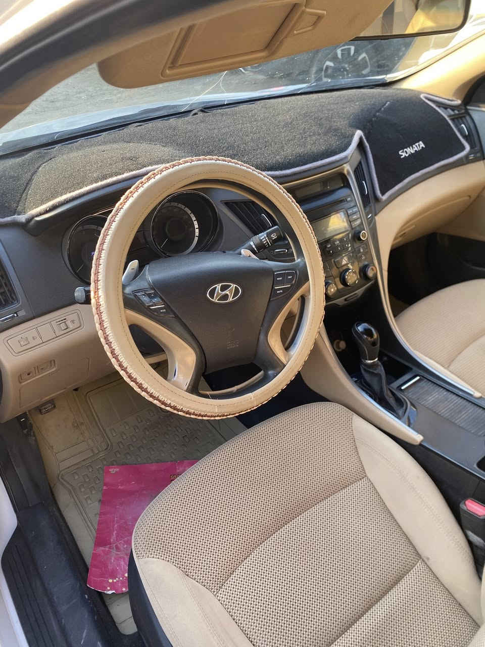 السلام عليكم سوناتا خليجي 2013 شكل 2014 رقم بغداد
بيها صبغ اقل الشبر واضح بالسونار وبارد شبر

كير محرك دوش 2400 مكفول

شفتات ستيرن 

تحكمات ستيرن

حساس خلفي 

كرسي السائق كهرباء

مري قابله للطي

السعر 140 وبيها مجال

مكان السياره  بغداد

 

مكلف بالنشر للاتصال ***********
