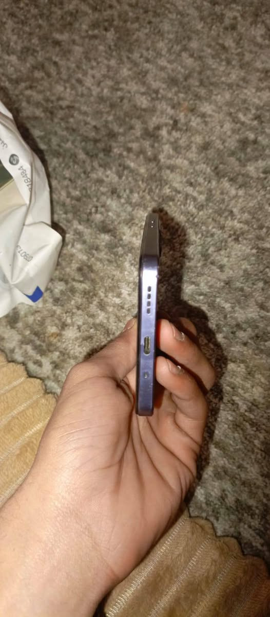 سلام عليكم ريلمي c75x مبدل شاشه مكاني بغداد رقم واتساب فقط ***********
