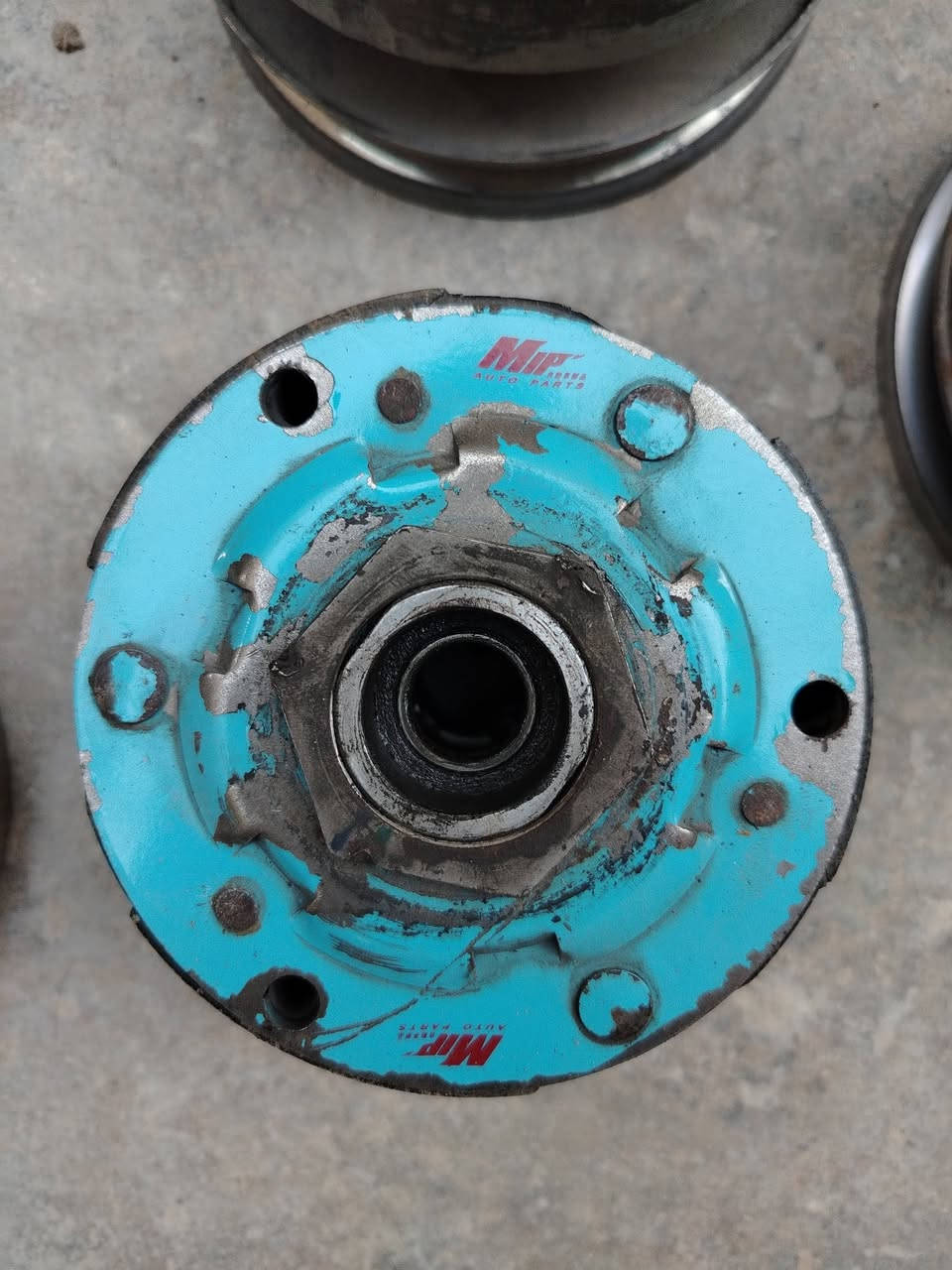 كلجات سكنس نثيه وفحل كامله ويه الصفاكات بيهن كلج رياضي ابيعهن كلهن سعرهن 50 الف  اخواني اني مكلف بالنشر للستفسار على الرقم التالي ***********
