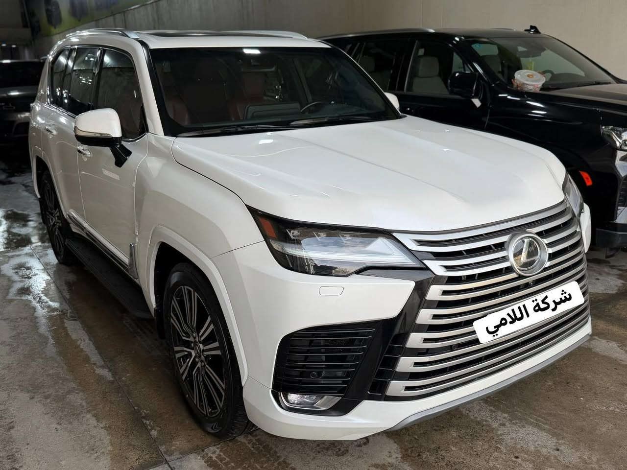 السلام عليكم 
لكزس 2024 بلاتنيوم 
فول مواصفات 
داتشوب
بوب شفط 
ويل كبير 
صندوق جلاق 
جكات 
مكفولة كفالة عامة من الصبغ والبارد
سعرها:120 الف دولار وبيها مجال بسيط
للاستفسار اكثر:***********
مكانها معارض النهضة شركة اللامي
