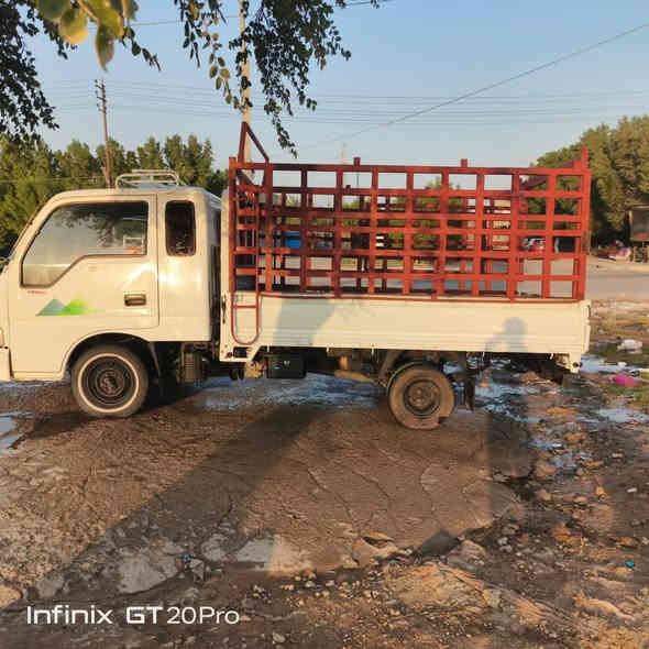 السلام عليكم كيا حمل فونتيره قلاب موديل 97 سيارة نظيفه مابيها بخار وداخله هزه رقمه واسط ثاني تحول السيارة سعرها 80 وبيه مجال بسيط وهذا رقمي ما متواجد على الفيس مكاني الكوت ***********
