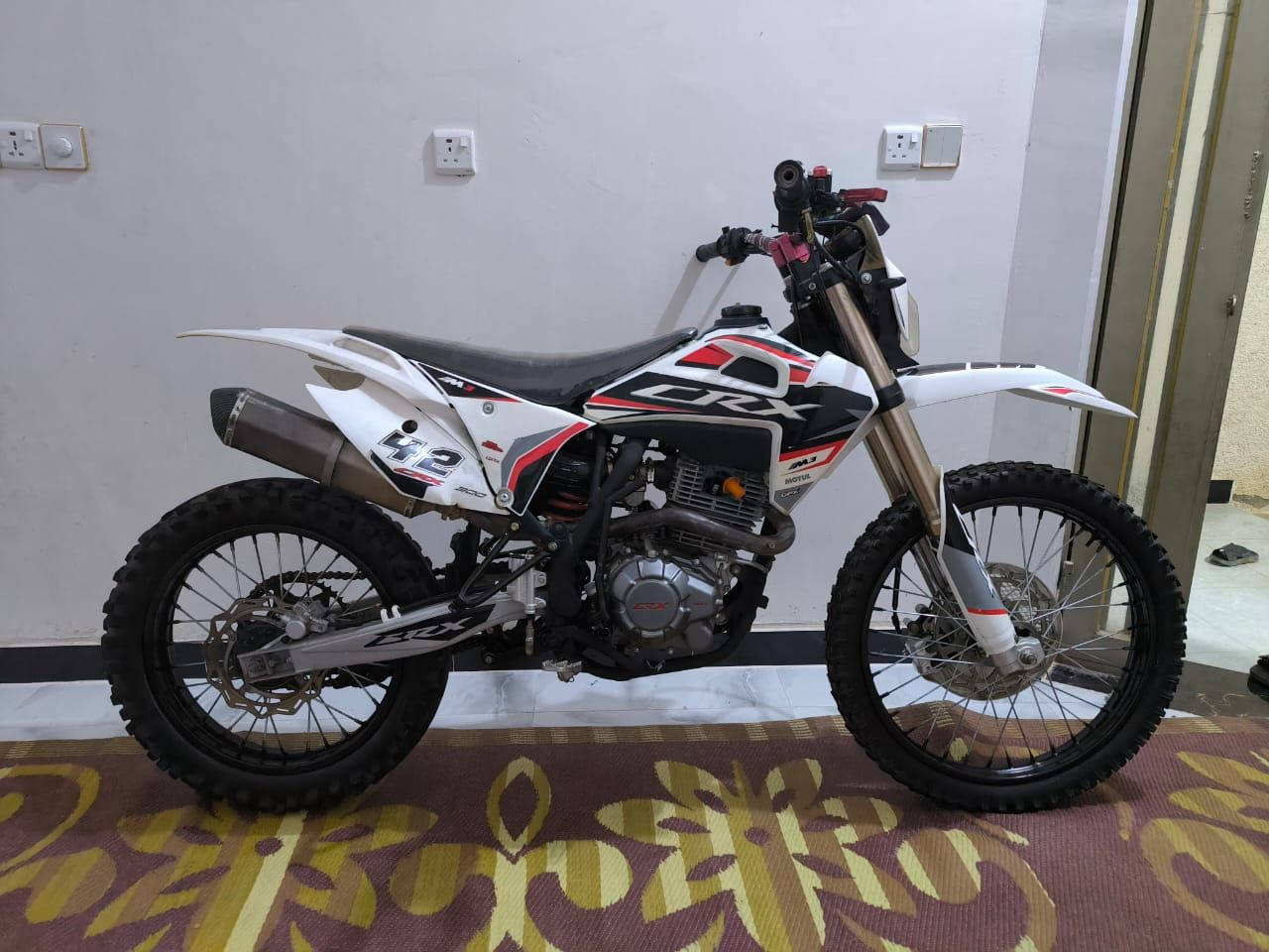 دراجه لبيع CRX2025 دراجه كفاله سعر مليون ميتين بي مجال لشري *********** لستفسار اتصال على هذا رقم مكان واسط مركز مدينه كوت
