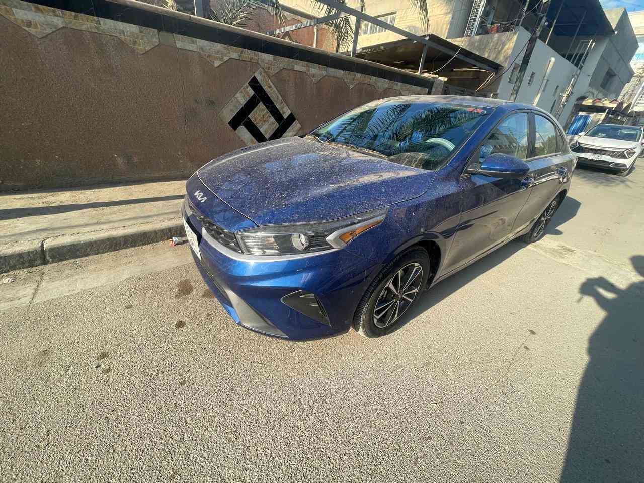 سلام عليكم كيا فورتي موديل ٢٤ ماشيه  اقل ٤٢٠٠ حادثه شخط بين الباب الخلفي والجاملغ الخلفي مصبوغات بدون ايرباك سياره جديده السعر ١٦٥ سياره زيرو محرك جبير السياره بغداد الجديده الشراي يتصل ***********،،
