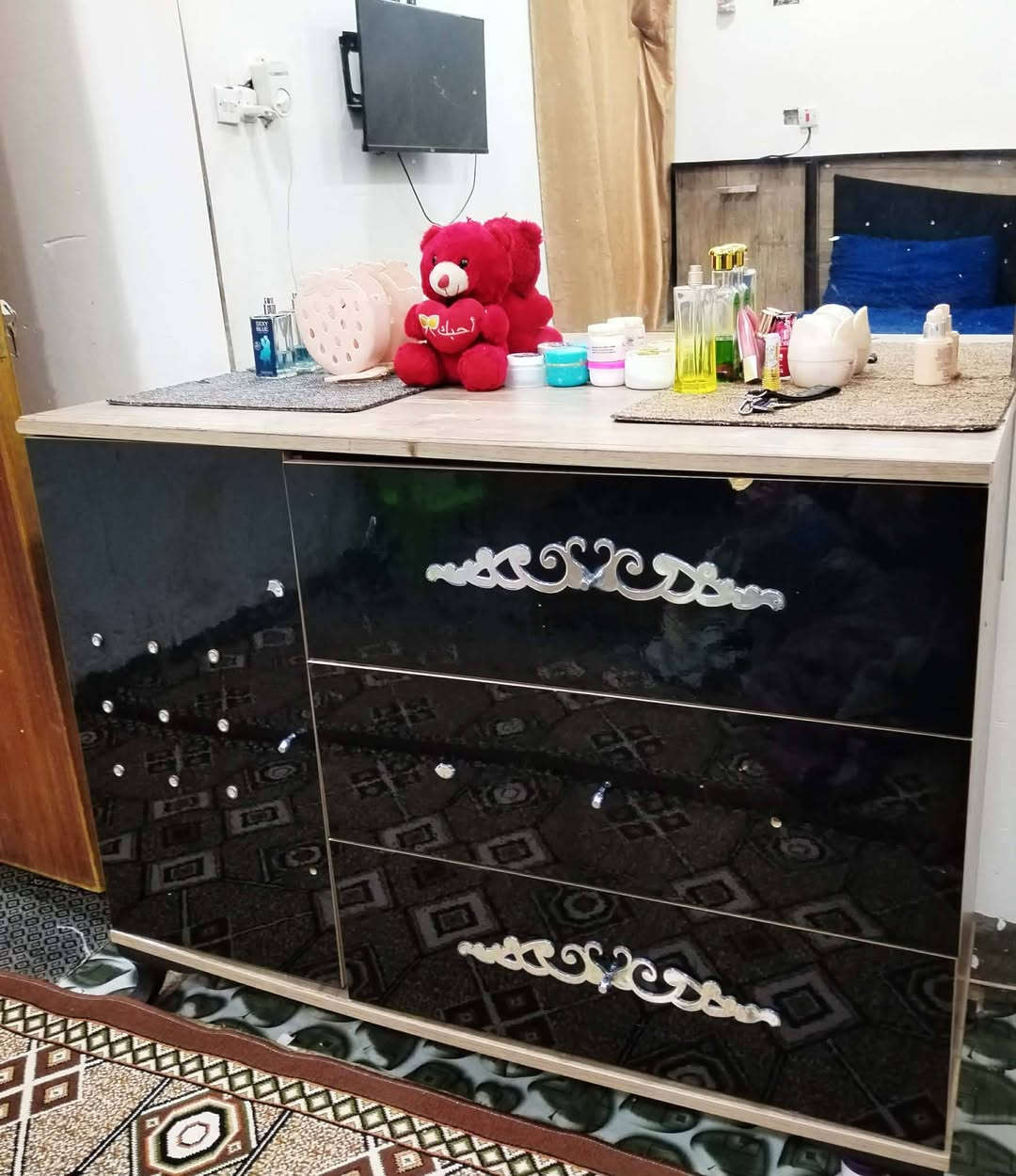 غرفه تركيه ب ٦٥٠وبيها مجال


**إذا كنت صاحب هذا الإعلان وتريد حذفه لأي سبب، رجاءا أرسل رسالة إلى الدعم الفني**