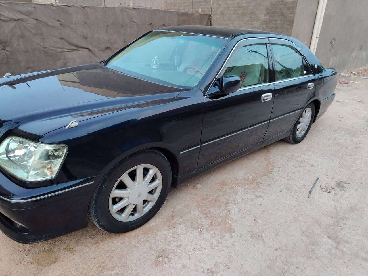 سلام عليكم - ملكة للبيع او مراوس موديل ٢٠٠٣ اصل كرستال رقم نجف مداور ثاني يوم سياره ٣دكم شاصي (٧١) ديفور الزغير كفاله من كص ورسميات ونغل جثه جاهزه اللاخير مكاني نجف *********** السعر (١٢٠) وبيه مجال بسيط
