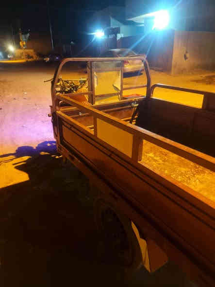 ستوته للبيع موديل 20مكينه24مكفوله ستوته مكفوله من شاصي وركبه السعر 1450 وبيه مجال حك  الجيه مكاني حله محاويل ***********
