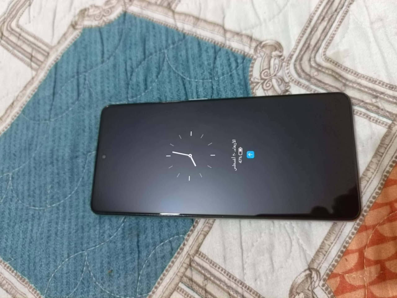 السلام عليكم شاومي 11t ذاكرة 128 العشوائية 8+8 شاشة امولد 120 هيرتز معالج ميديا تك دايمنستي 1200 5g ببجي 90 فريم سماعات ستيريو مقاوم للماء كامرات عالية الوضوح الخلفية بدقة 108 ميكا بكسل تدعم تصوير 4k 60 اطار بالثانية والامامية 32 بطارية بسعة 5000 ملي امبير تدعم شحن 67 واط نظافة الجهاز 100% زلغ مابي السعر الجهاز 275 الف وبي مجال قليل الجهاز شاحنه وكفر فقط  مكاني بغداد جسر ديالى العريفيه هاذا رقمي *********** مراوس او بيع عادي
