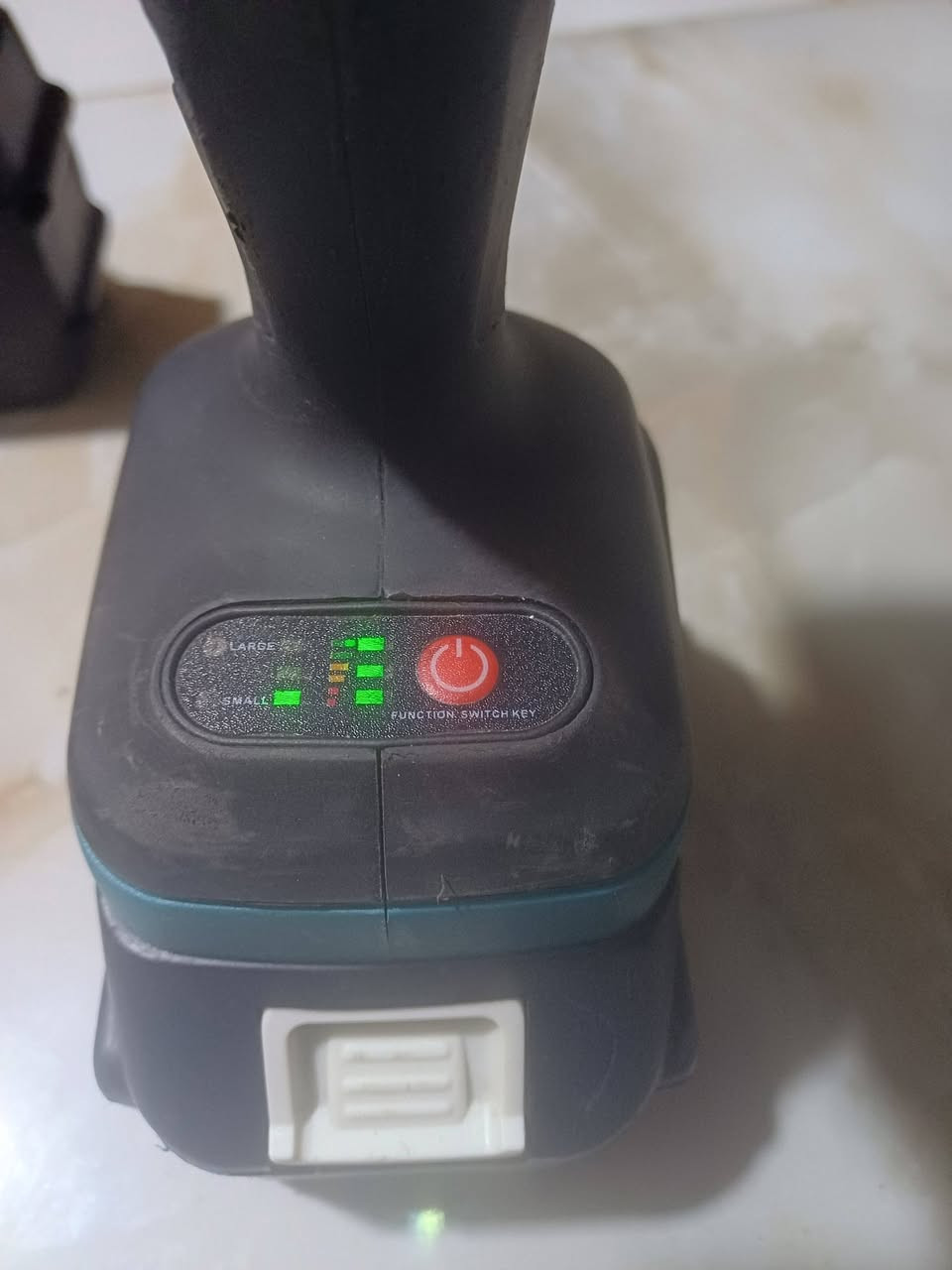 دريل شحن نوعك ماكيتا مامستعمل السعر ٥٠ تفاصيل عالخاص


**إذا كنت صاحب هذا الإعلان وتريد حذفه لأي سبب، رجاءا أرسل رسالة إلى الدعم الفني**