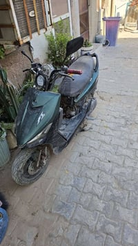 دراجات كومه حديد ثنينهن ب100 مكاني بغداد 07780070788