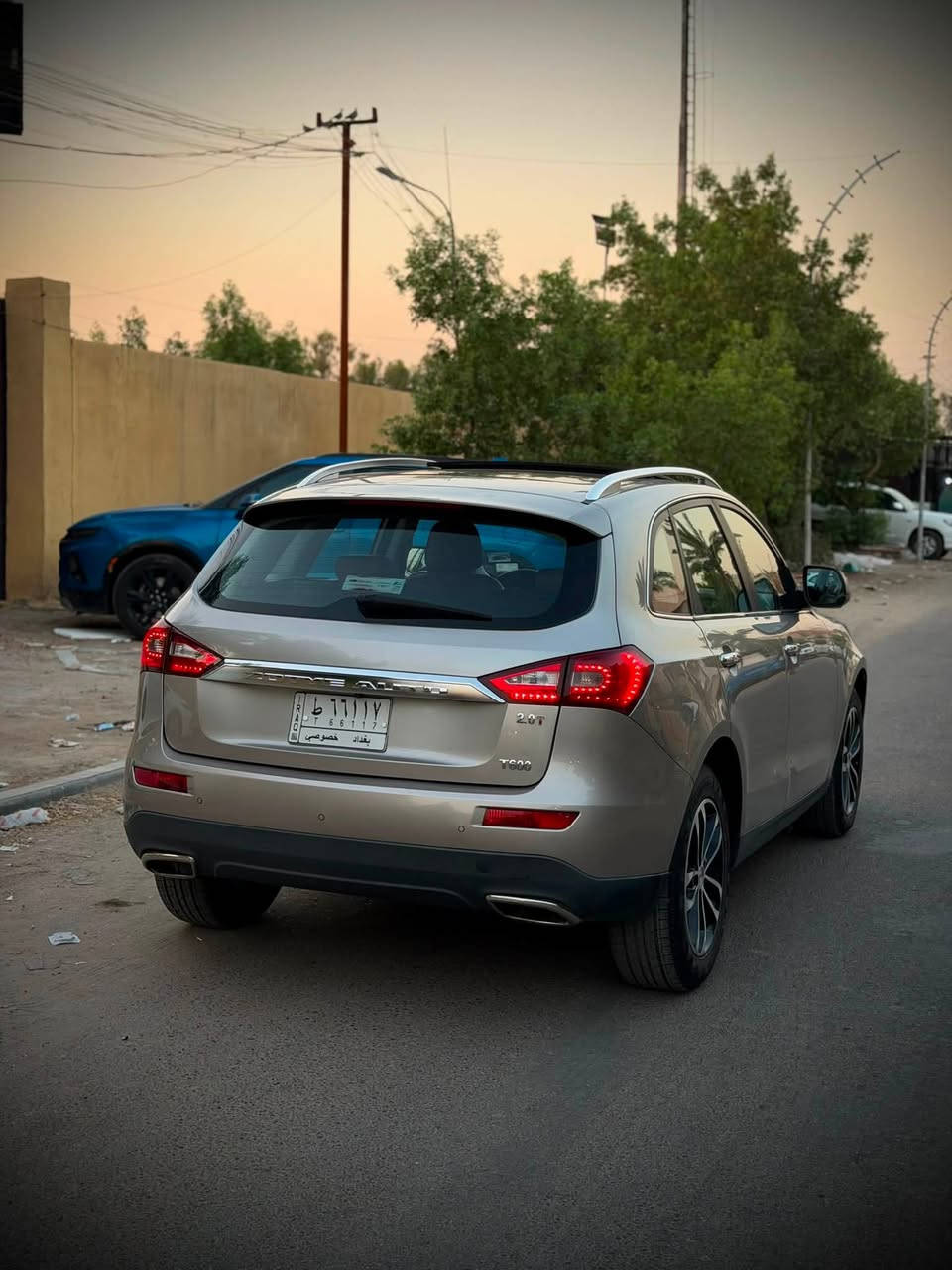 سلام عليكم
 للبيع زوتي T600 صيني
 موديل 2016 ماشيه 70
مواصفات السياره  
بصمه تشغيل وابواب 
سايد بريك دكمه
كشنات جلد مشمشي   
 شاشه كبيره 
 كامره خلفيه
 تحكمات ستيرن
  تبريد بيانو
سقف بانوراما
 عدسة داينمك زنون 
محرك 2000 تيربو مال مسيوبوشي لانسر بلادي
كير دبل كلج جداً عملي واقتصادي
ويل حجم 18 مع تخم تاير جديد 
سياره بلاديه ومكفوله بدون قطره صبغ كلش جديده 
استخدام شخصي رقم بغداد باسمي 
مكان السياره بغداد البنوك 
السعر 105$ وبيها مجال 
***********
