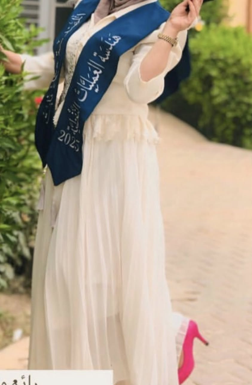 كوستم تخرج مالتي
سعر شراء مالته٢٣٥
سعر البيع١٠٠ وبي مجال


**إذا كنت صاحب هذا الإعلان وتريد حذفه لأي سبب، رجاءا أرسل رسالة إلى الدعم الفني**