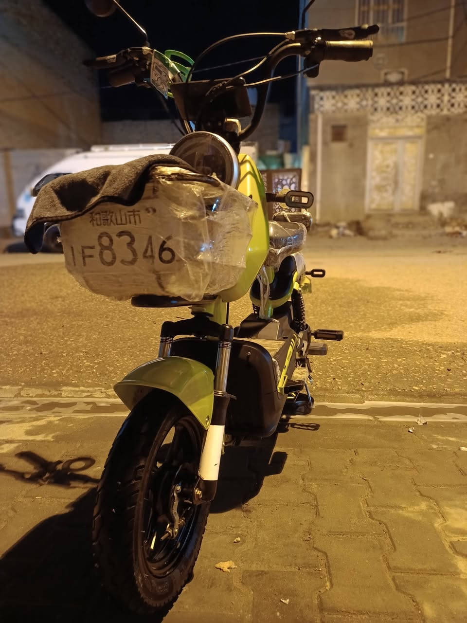 السلام عليكم 
دراجة شحن للبيع 
اربع بطاريات
لايت ابيض 
لايت خلفي 
جرس تنبيه
اشاير يمنى يسرة 
تايرات جدد 
الدراجة نضيفة 
شاشة الكترونية 
مكاني نجف السعر
300


**إذا كنت صاحب هذا الإعلان وتريد حذفه لأي سبب، رجاءا أرسل رسالة إلى الدعم الفني**