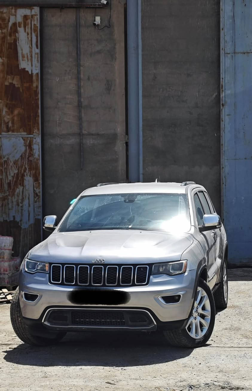 السلام عليكم
للبيع اومراوس جيب لاريدو ٢٠١٧ مرمزه
واذا بيكام بعد احسن
رقمه بغداد انكليزي
باسمي تحويل ثاني يوم
وارد امريكي
فول مواصفات عدا الفتحه
ضرره جاملخ وبنيد
للاستفسار 
***********
***********
