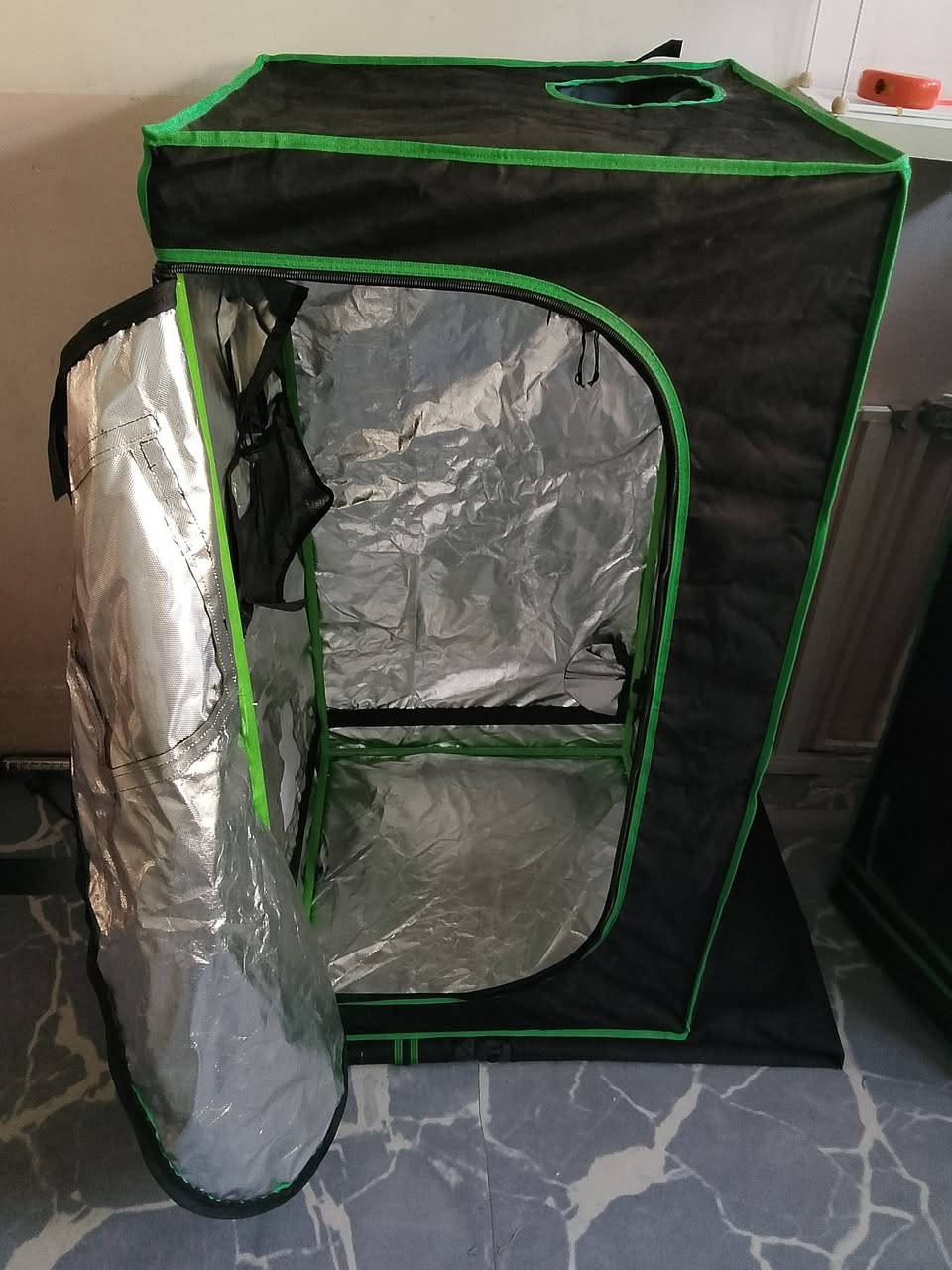 متوفر قماش خيمه بدون حدايد اطي سعر 
قياس ارتفاع  150. عرض مربع 120
و ثانيه
قياس ارتفاع 1200وعرض مربع 40
متوفر توصيل بغداد ومحافظات 5000
استفسار خاص او واتساب


**إذا كنت صاحب هذا الإعلان وتريد حذفه لأي سبب، رجاءا أرسل رسالة إلى الدعم الفني**