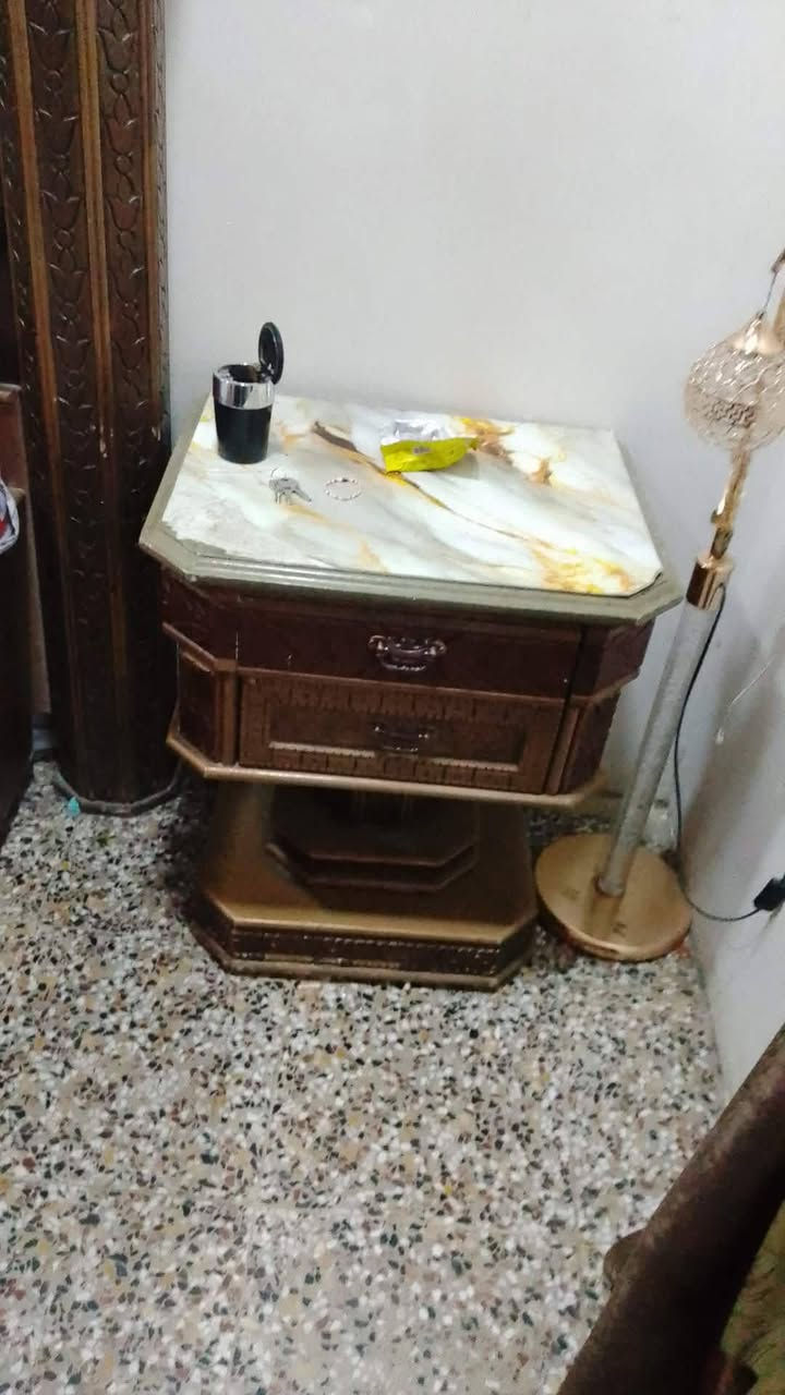 سلام عليكم غرفه للبيع مناسبة مكان سبع لبور ***********
