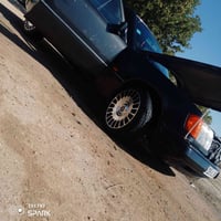 مرسيدس موديل ١٩٩٠ • رقم دولي • محور ٣٠٠٠