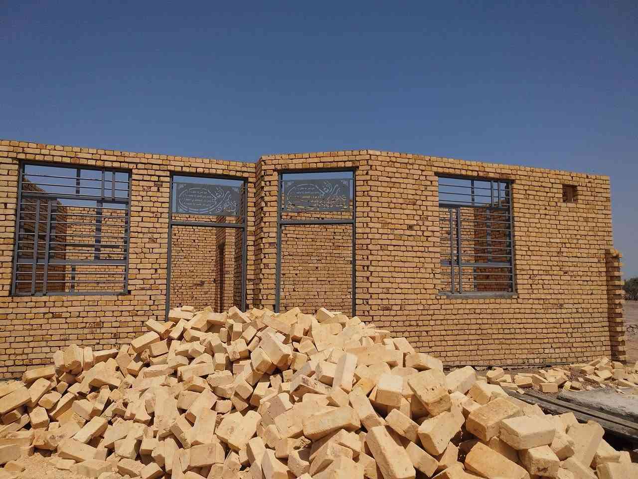 كادرخلفات متفرق الشغل حسب الطلب مكطوع او علي الدبل وشغل شرط النظافهالشغل بناءوعكاده انتصل***********
