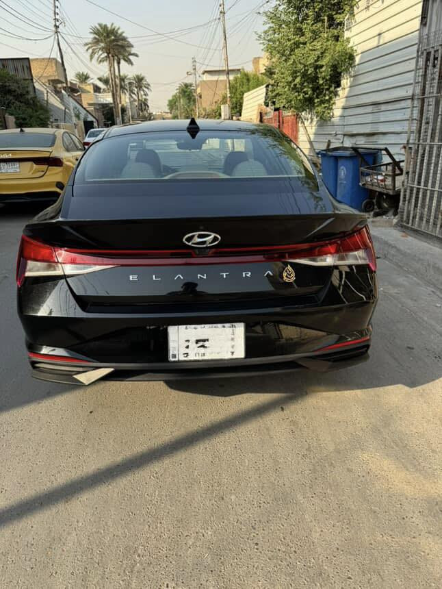 النترا وارد امريكي ماشيه 60 موديل 22
فول مواصفات عدة الفتحة 
تبريد بيانو شحن لاسلكي شاشة ديجتال بصمة ابواب بصمة تشغيل بصمة صندوق نظام ترحيب تشغيل عن بعد كشنات تدفئة تحديد مسار قيادة ذاتية والباقي المواصفات معروفة 
دوشمة عام 
حادث السيارة بنيد وباب السايق مبدلات اصليات بدون صبغ وايرباك بردة فقط
السعر 145 بيه مجال 

***********
