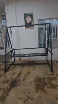 مرجوحة • للبيع • قابلة تفاوض