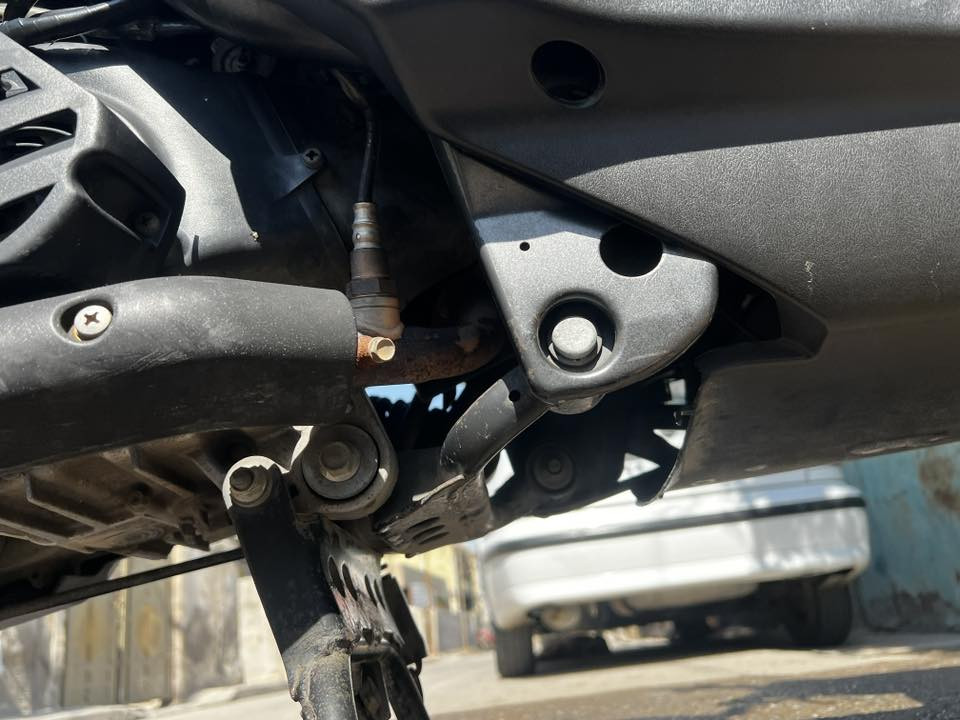 سلام عليكم سكنس جبلي مال رمبه قبل ٢٠يوم ماخذهة دهن احسن دهن بانزين بس محسن بعدهة علا وضعهة مال رمبه ماملعوب بيهة دراجه كلهة بلاديه لا عليهة تزويد ولا اي شي ومو من ذني مال طربكه ونهار كلهة طايره تجي وشوفهة هاذ وضعه رايدهة ١٤٥٠ بيهة مجال بصيط 
 هاذ رقمي ‭٠٧٧٤ ٦٧٣ ٦١٢٥‬ جسر ديالى القديم
