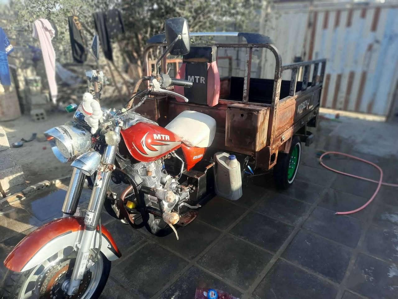 السلام عليكم ستوته للبيع موديل 2010 رقم اسود مالك موجود. تعمير 25. فول نضافه. شاصي مكوفول من خياس لحيم. كفاله. المكان نجف ناحيه القادسيه.    السعر مليون 400.  مكلف بل نشر. ما متواجد خاص. رقم صاحب الدراجه ‏‪***********‬‏   فاظل العياشي
